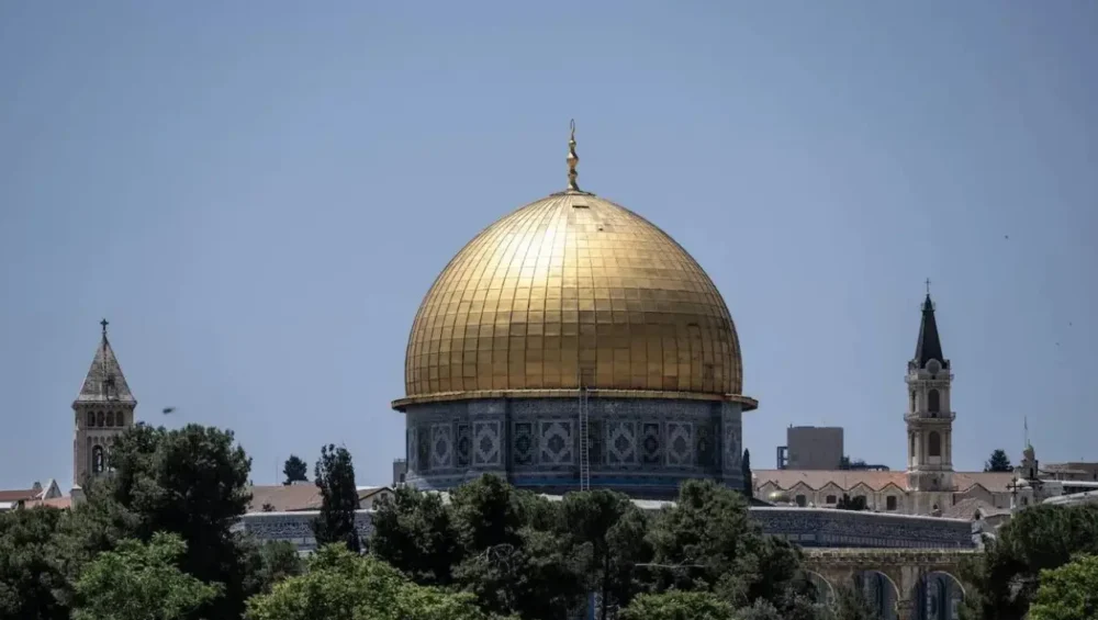 Saudi Arabia's contradictory stance Condemning Al-Aqsa visit while pursuing ties with Israel