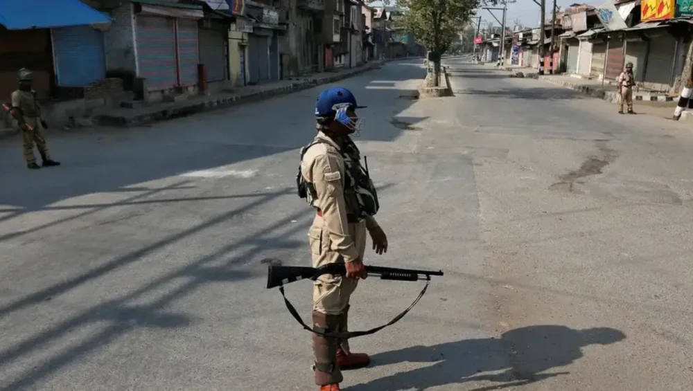 Raising issue of India Human rights violations in Kashmir