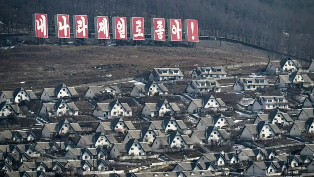 North Korean human rights orgs face shutdown amid Trump’s aid clampdown