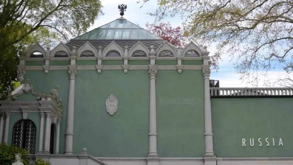 From Neutrality to Sanctions: Biennale Excludes War-Crimes Nations
