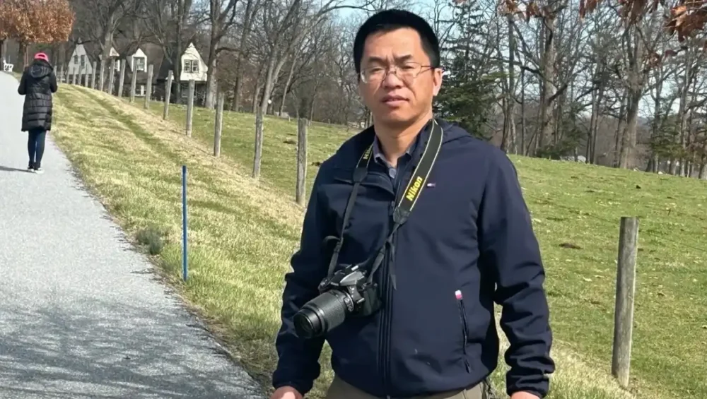 ICE Arrests Asylum‑Seeking Chinese Human Rights Lawyer, Deportation Fears Mount