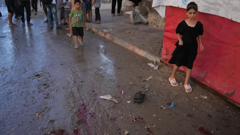 Israeli Bombs Gaza Funeral Gathering, Turning Mourners Into Targets