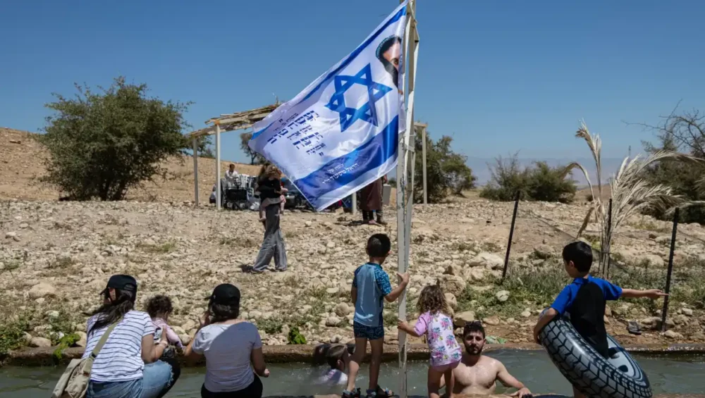 London Real Estate Fair Sparks Outrage Over Sales of Homes in Illegal Israeli Settlements